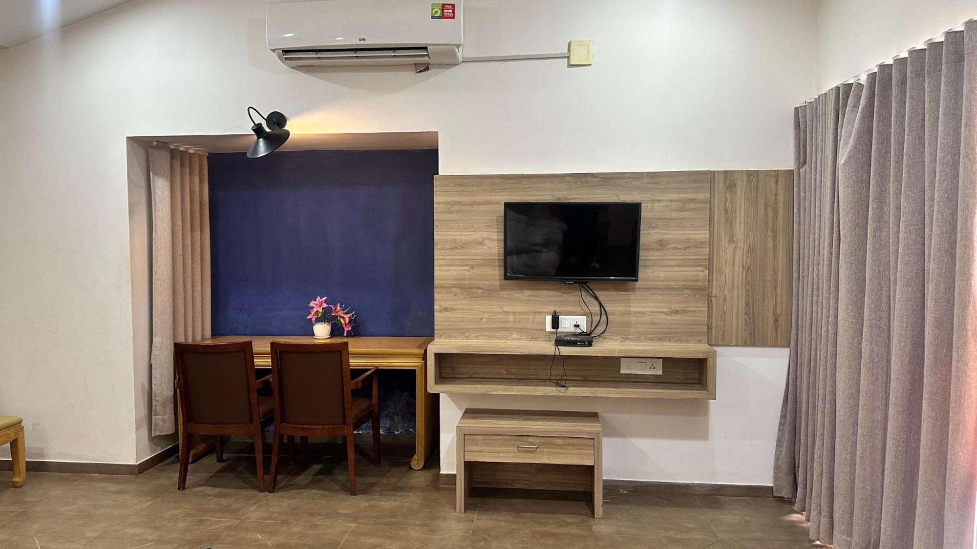 Lion Park Hotel & Resorts Sasan Gir Bagian luar foto