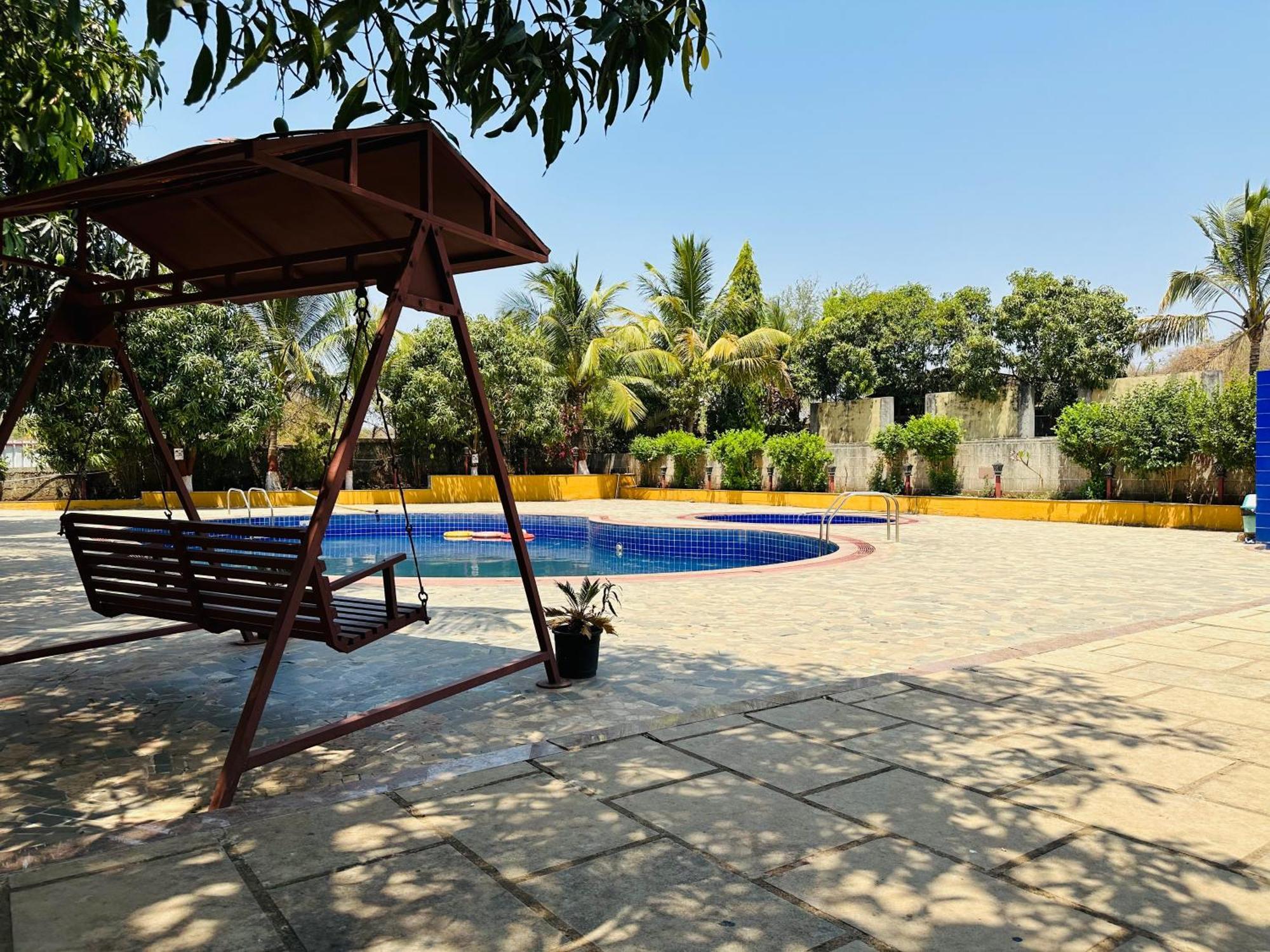 Lion Park Hotel & Resorts Sasan Gir Bagian luar foto