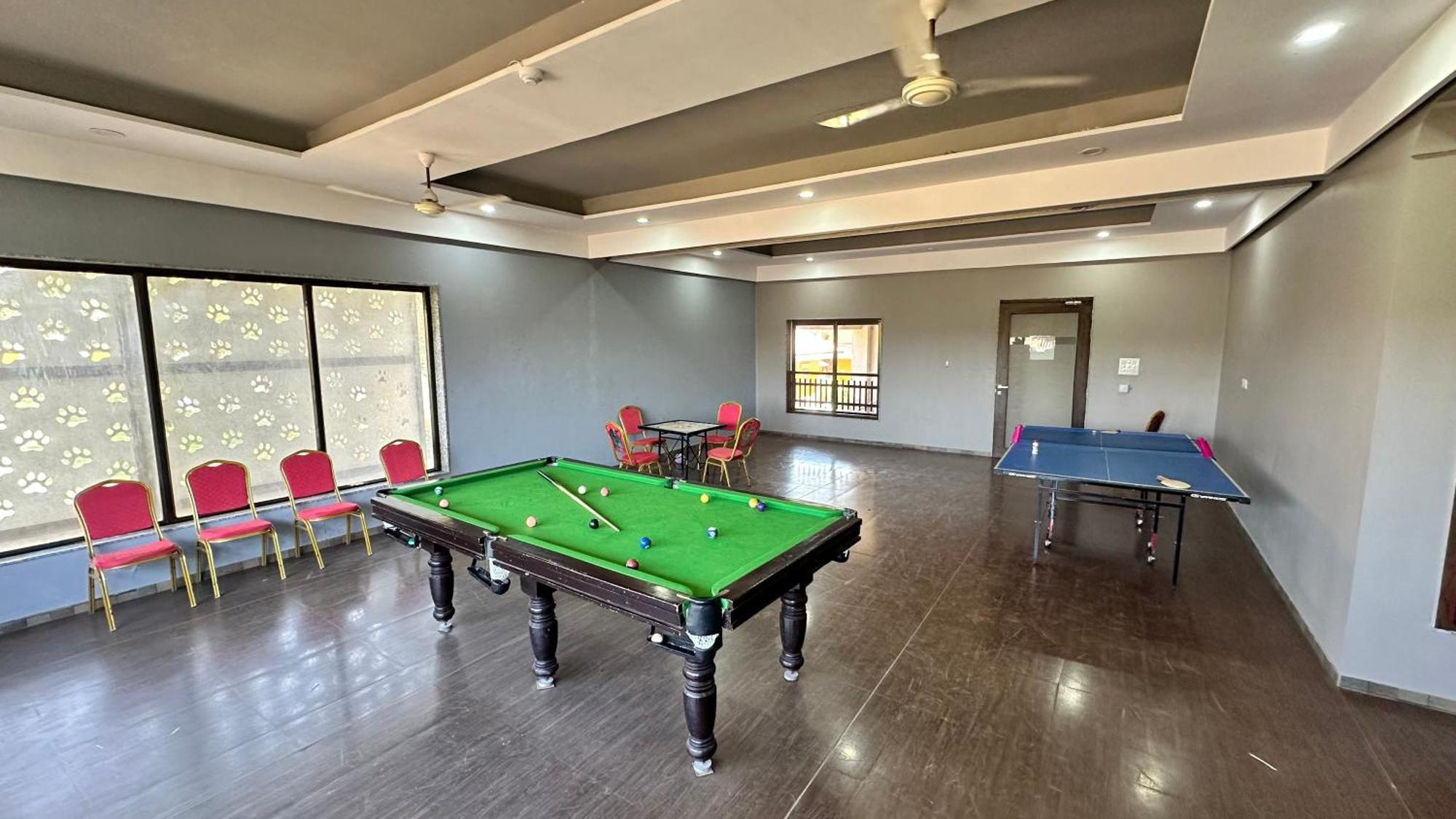 Lion Park Hotel & Resorts Sasan Gir Bagian luar foto